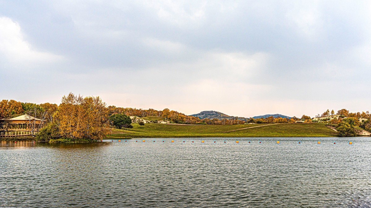 行走在--坝上草原【8】公主湖