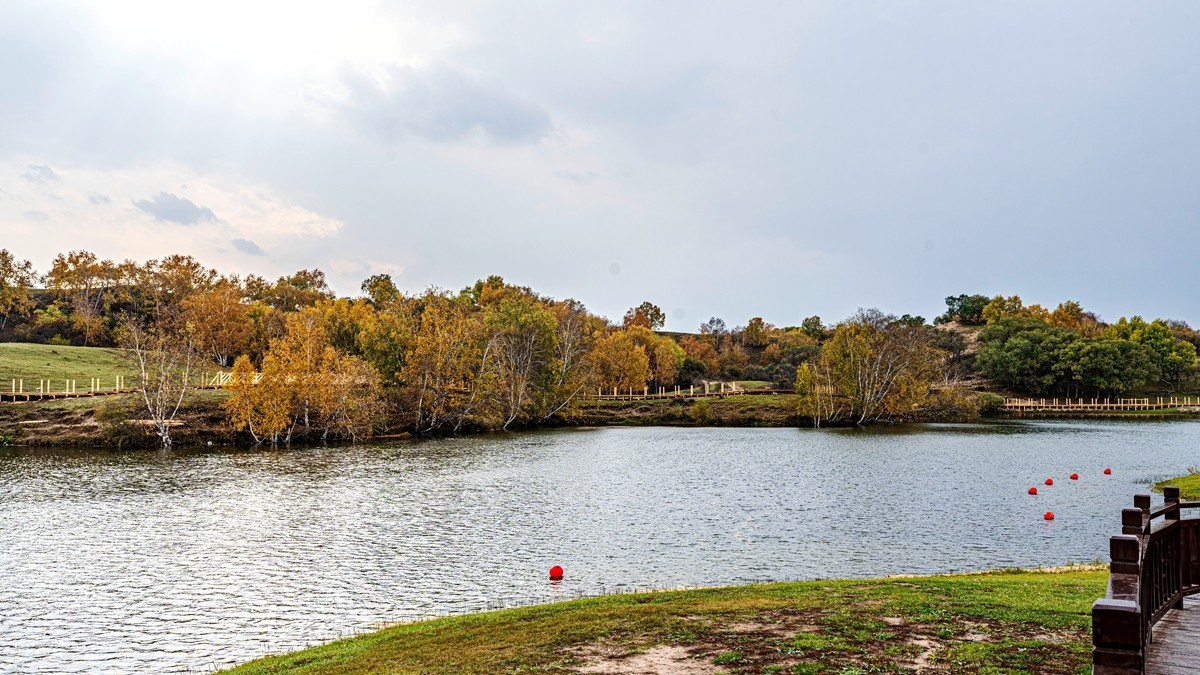 行走在--坝上草原【8】公主湖