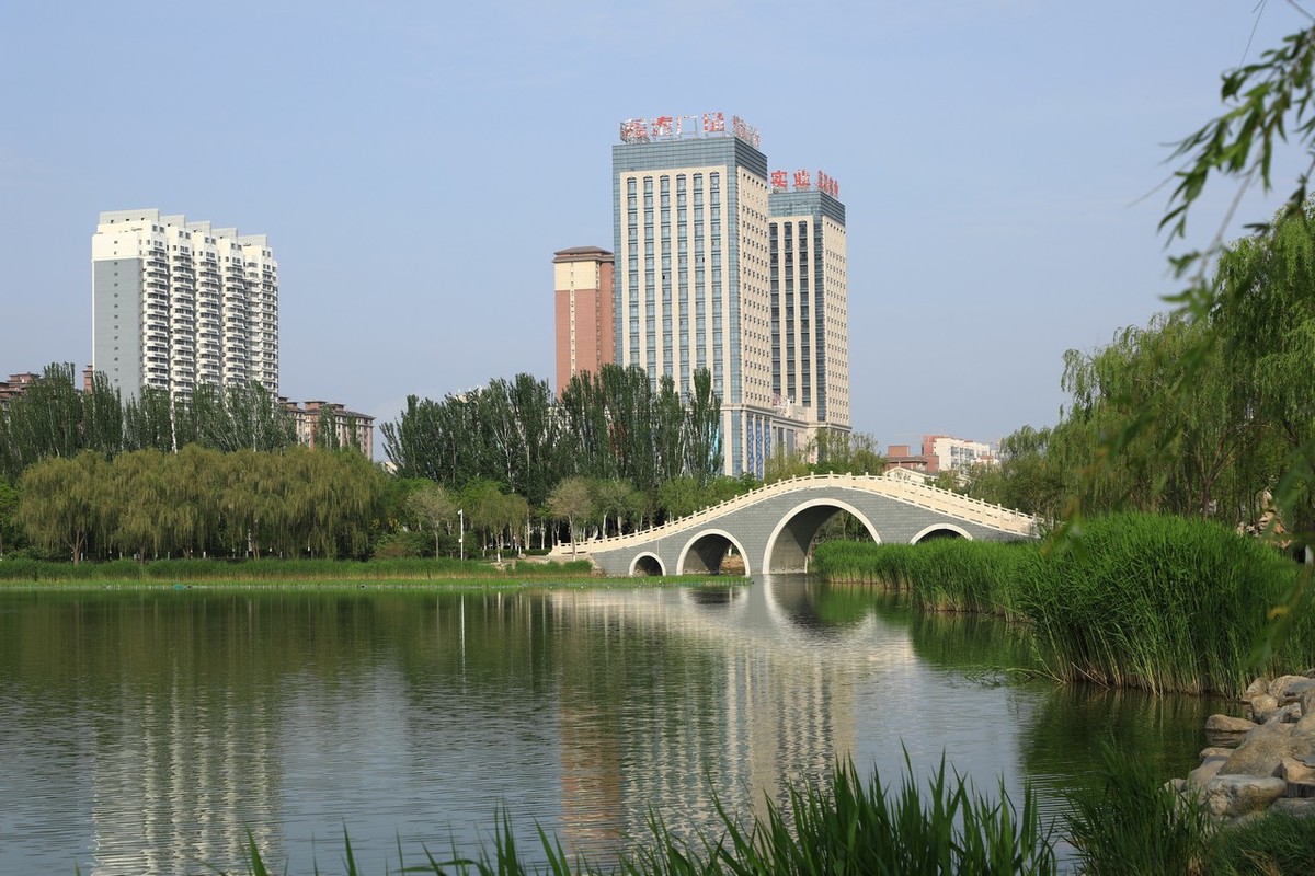 不喜微单就爱单反！