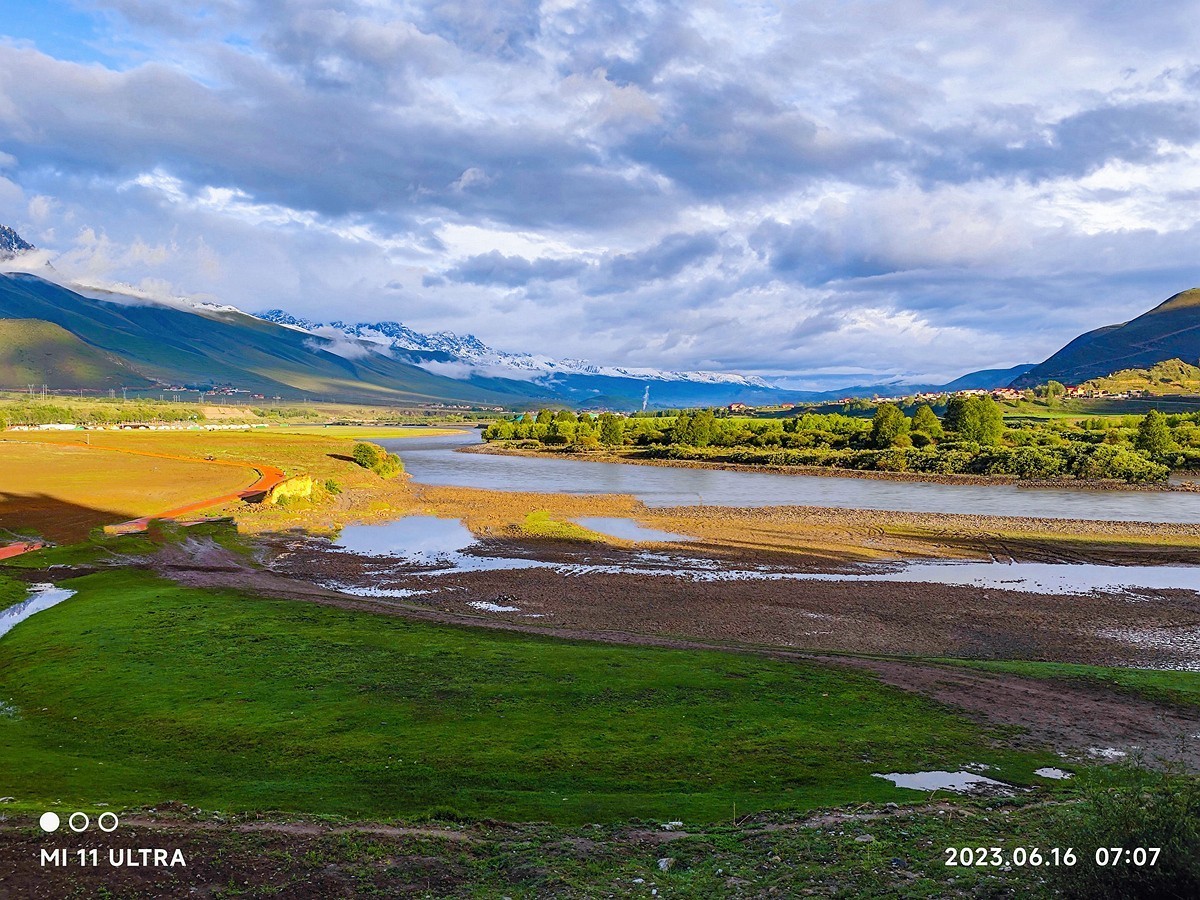上海～成都～拉萨骑游随拍（66）雪山相伴