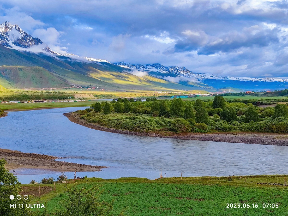 上海～成都～拉萨骑游随拍（66）雪山相伴