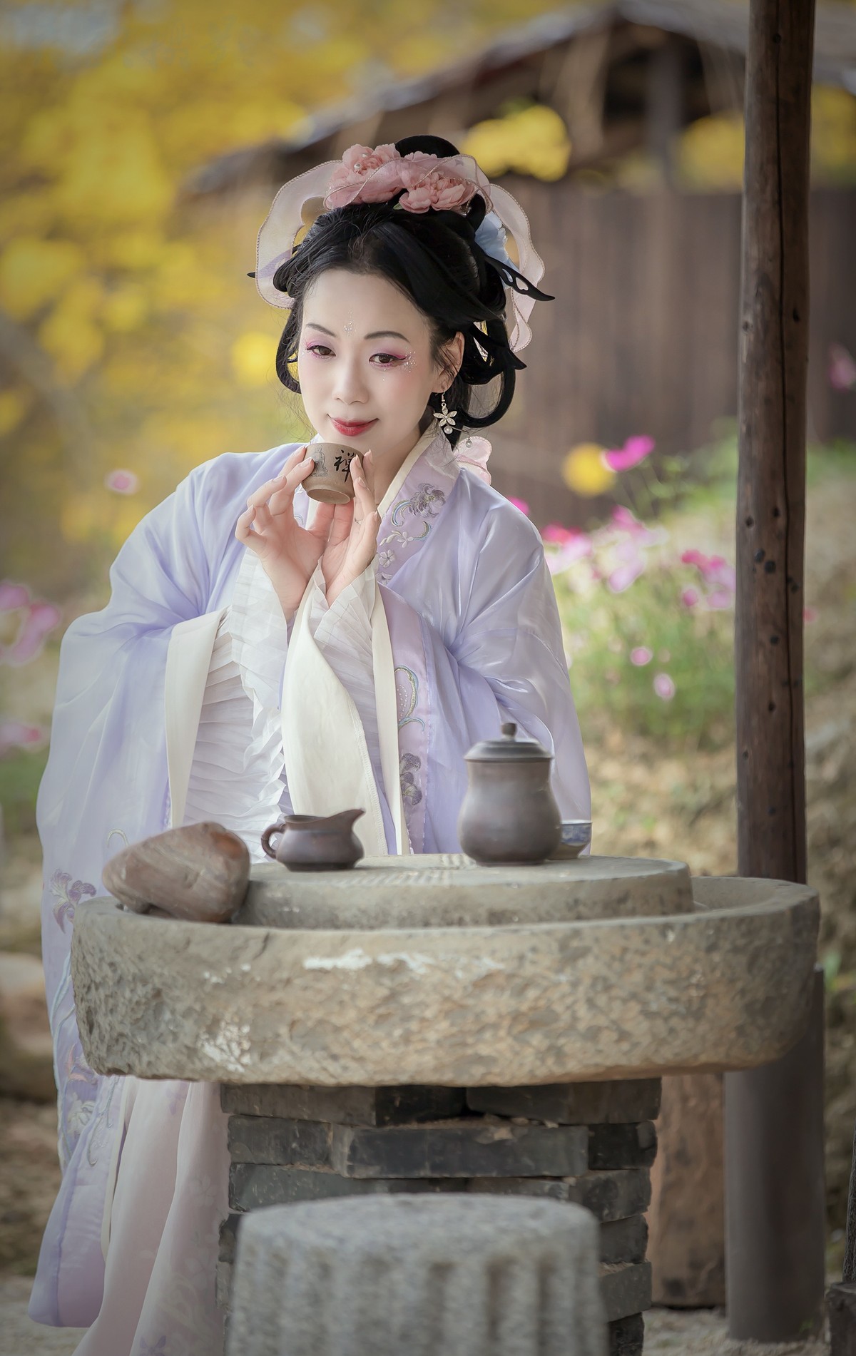 铃铛串串色如金