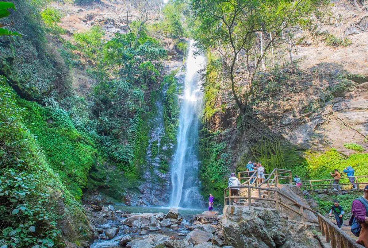 2025-04-08云南瑞丽莫里大瀑布（一）