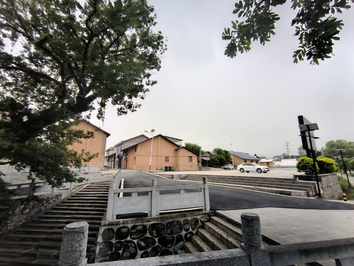 漫步星城 走街串巷（684）凉快一“夏”去枨冲