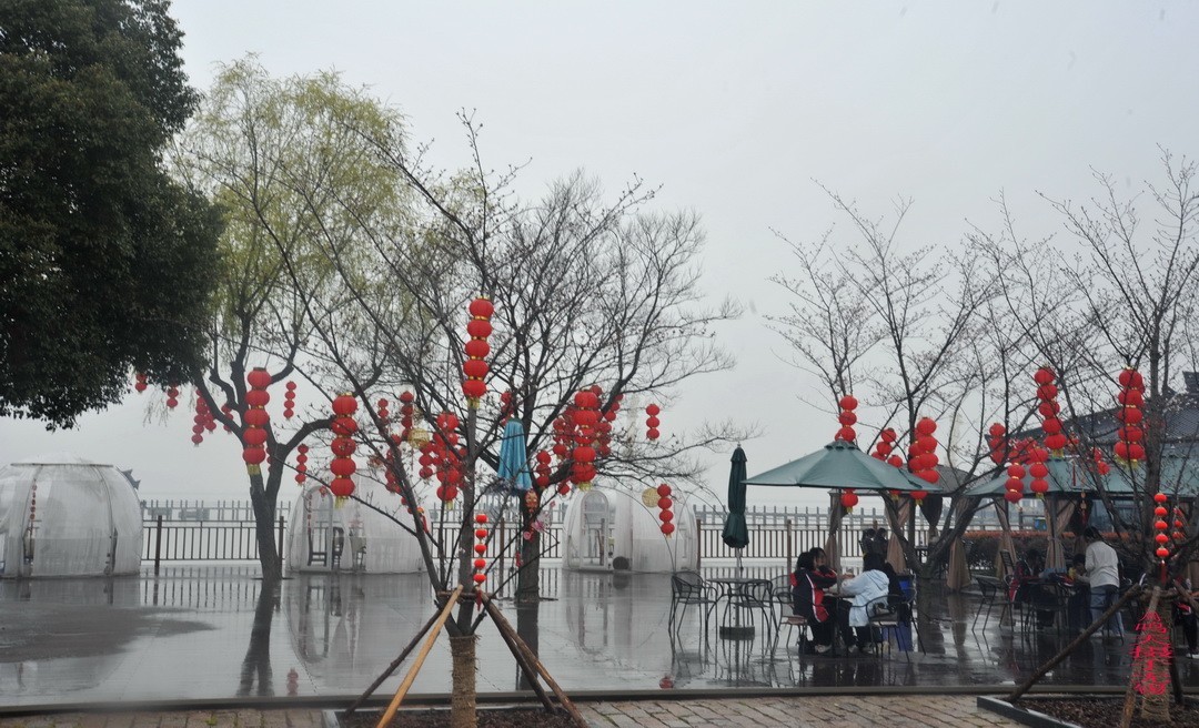 无锡央视三国城      周鸣天