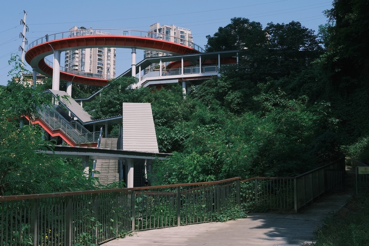 【 初夏，登重庆铜元之光观景平台随拍 】