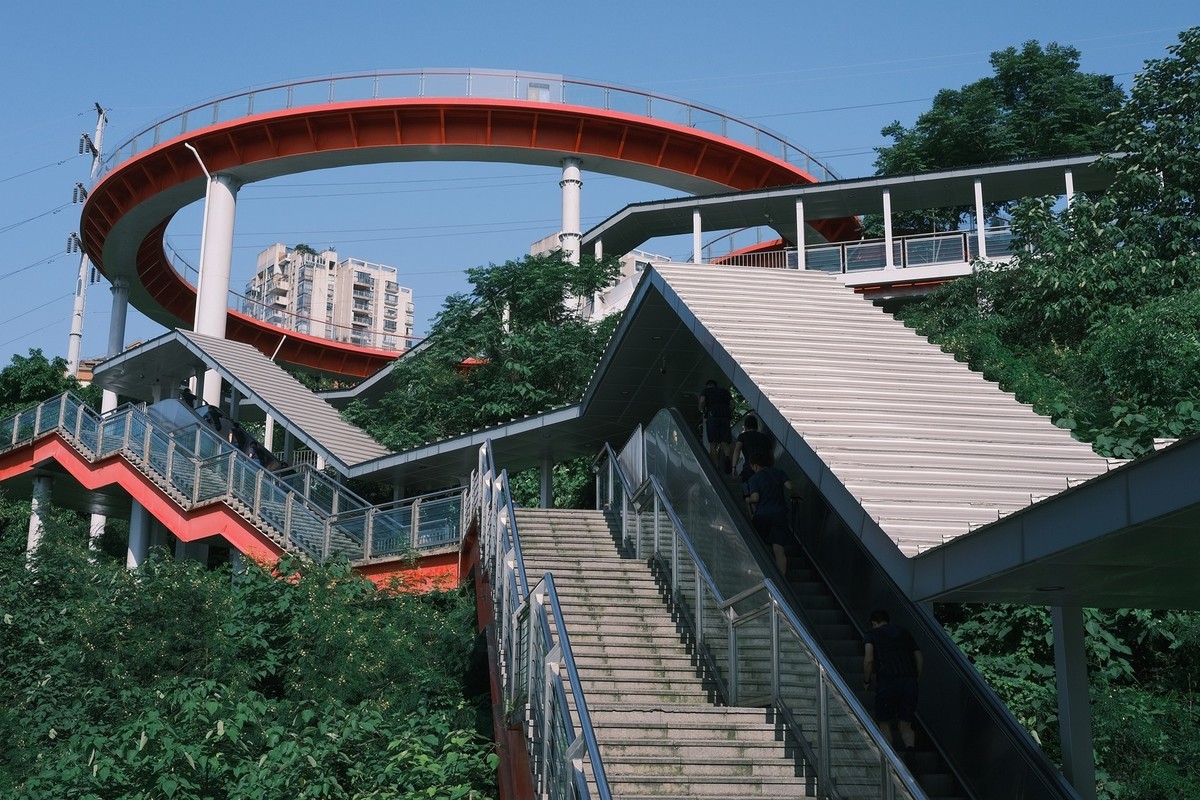 【 初夏，登重庆铜元之光观景平台随拍 】