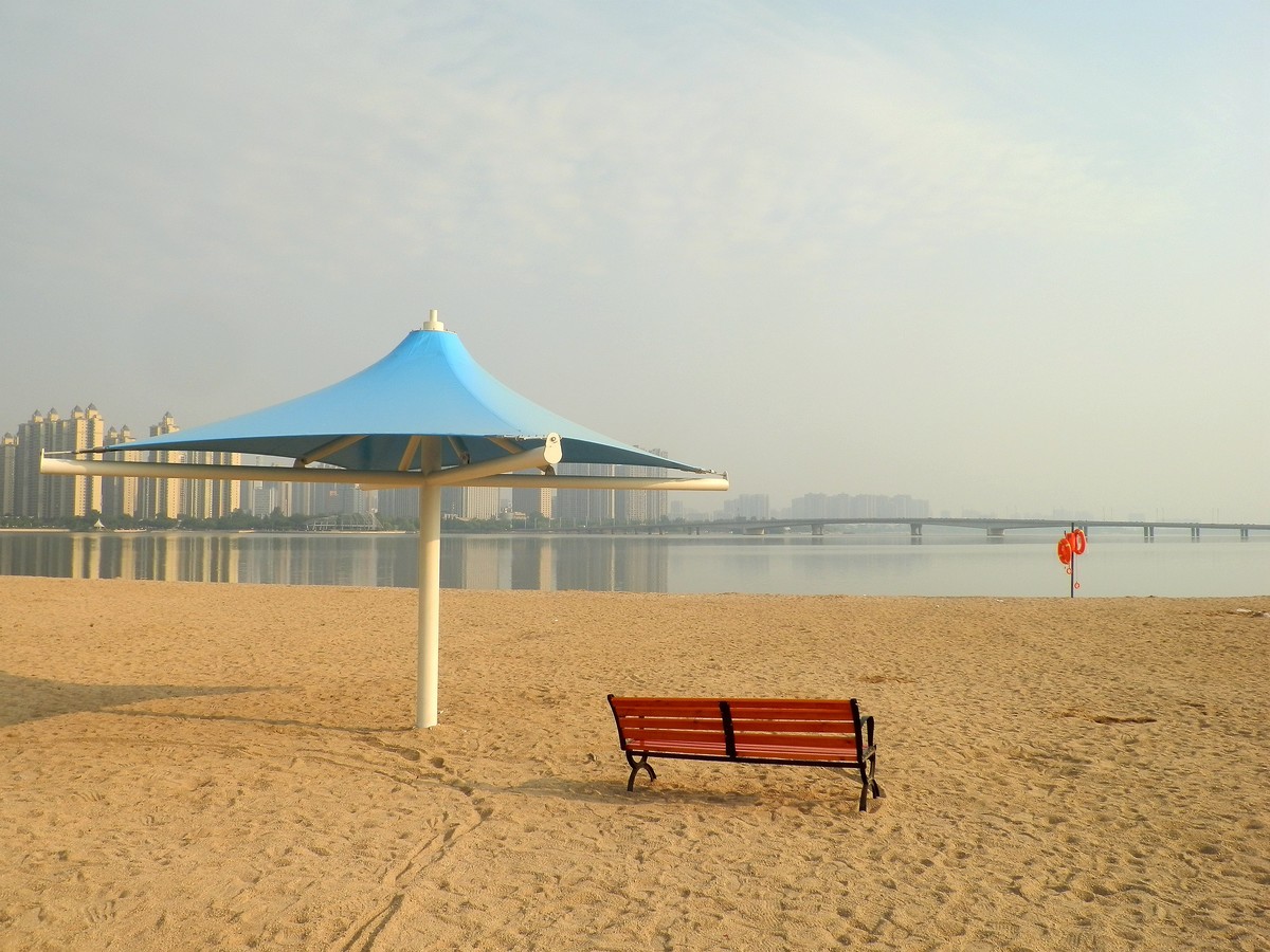 龙湖边沙滩风光，祝大家端午安康！