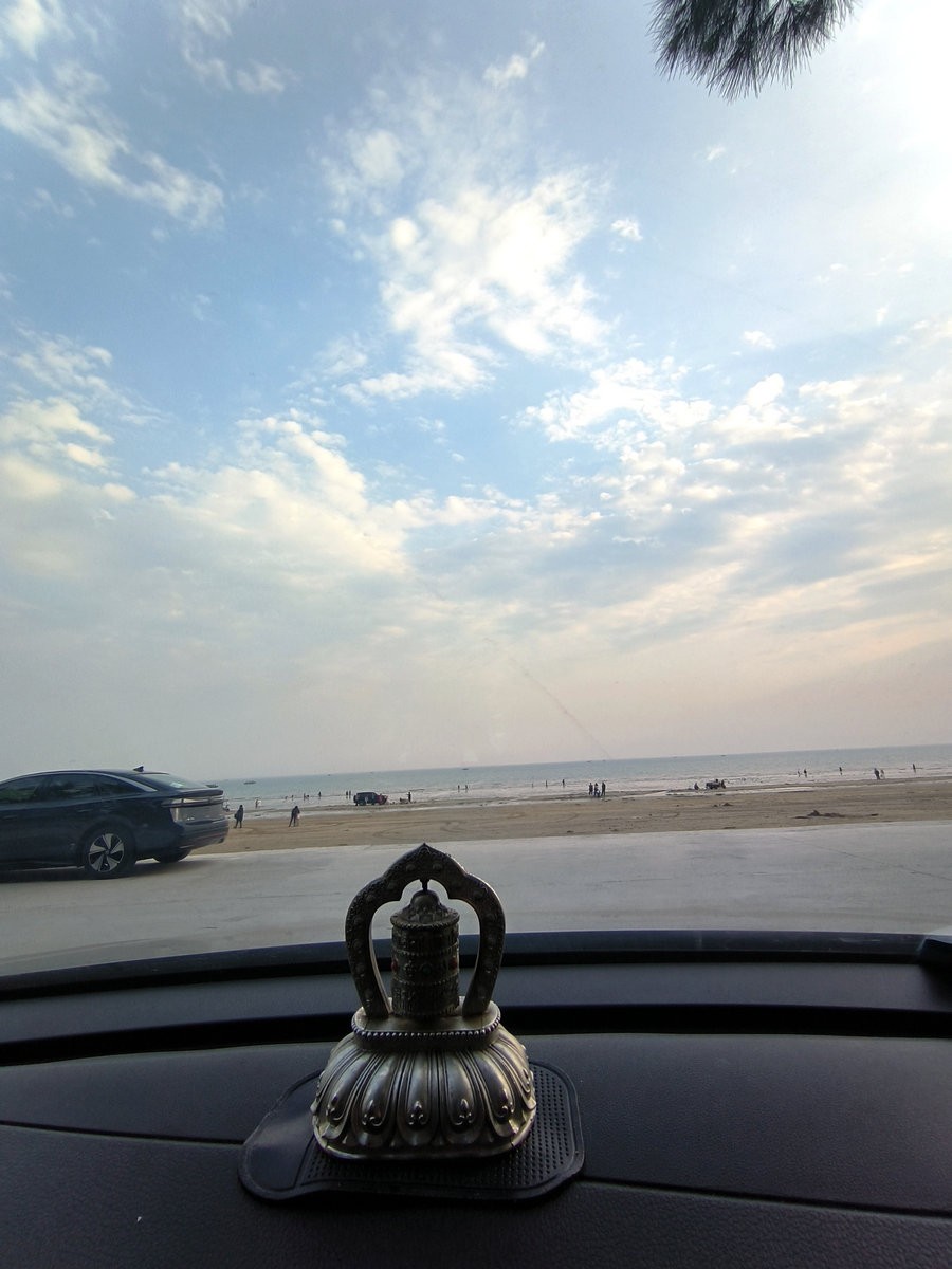 2024春节 滇桂沿边行（30）金灿灿的海滨