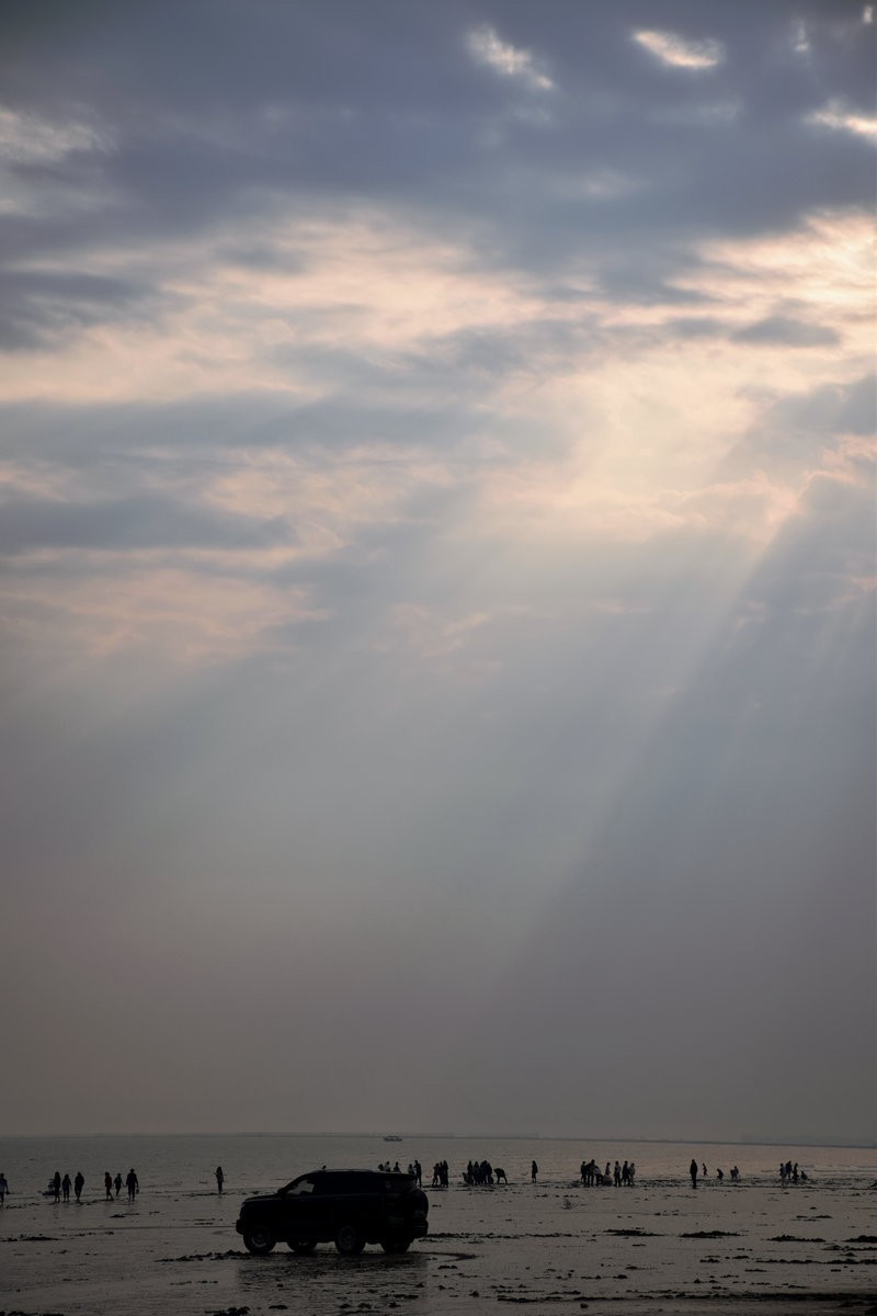 2024春节 滇桂沿边行（30）金灿灿的海滨