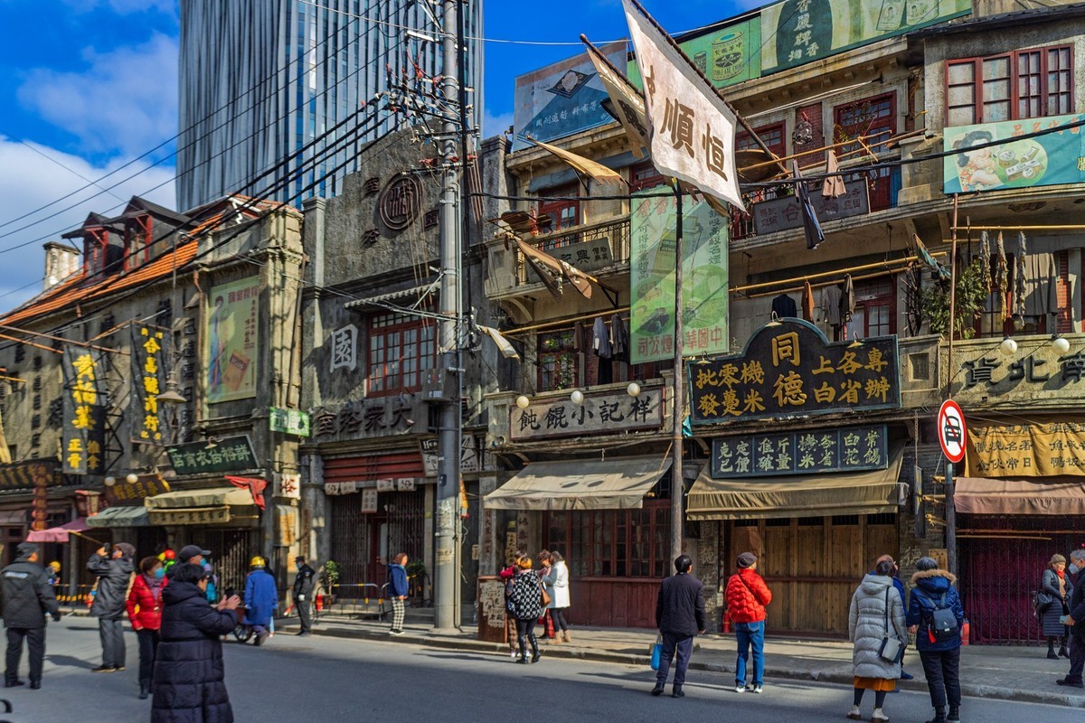 乍浦路电影片场街景