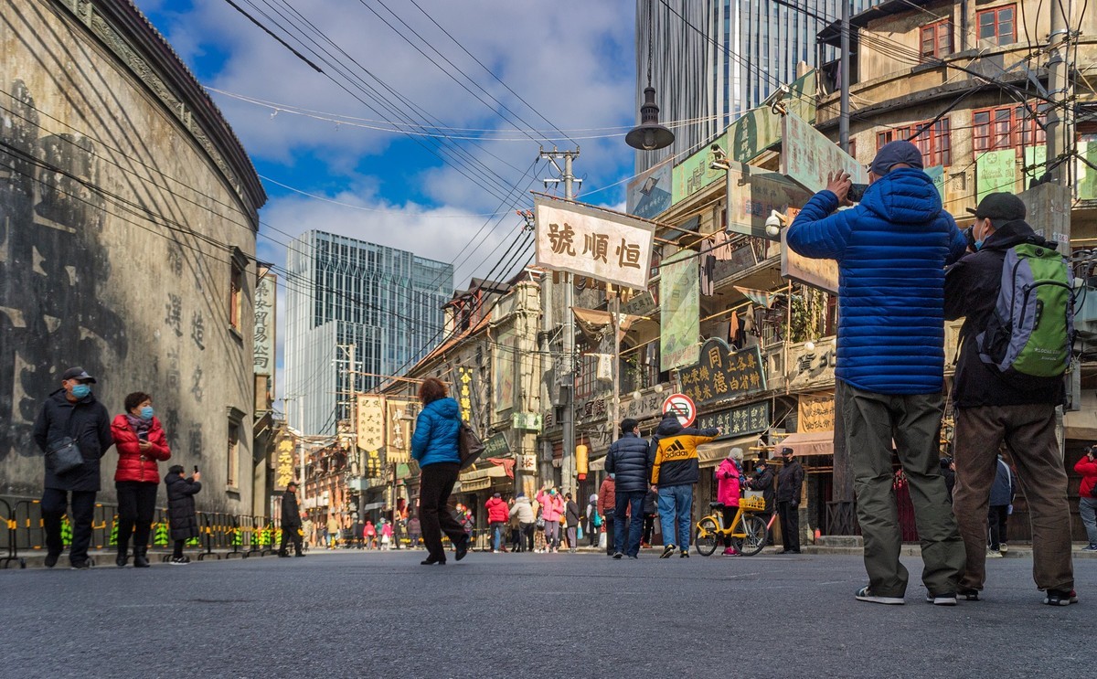 乍浦路电影片场街景