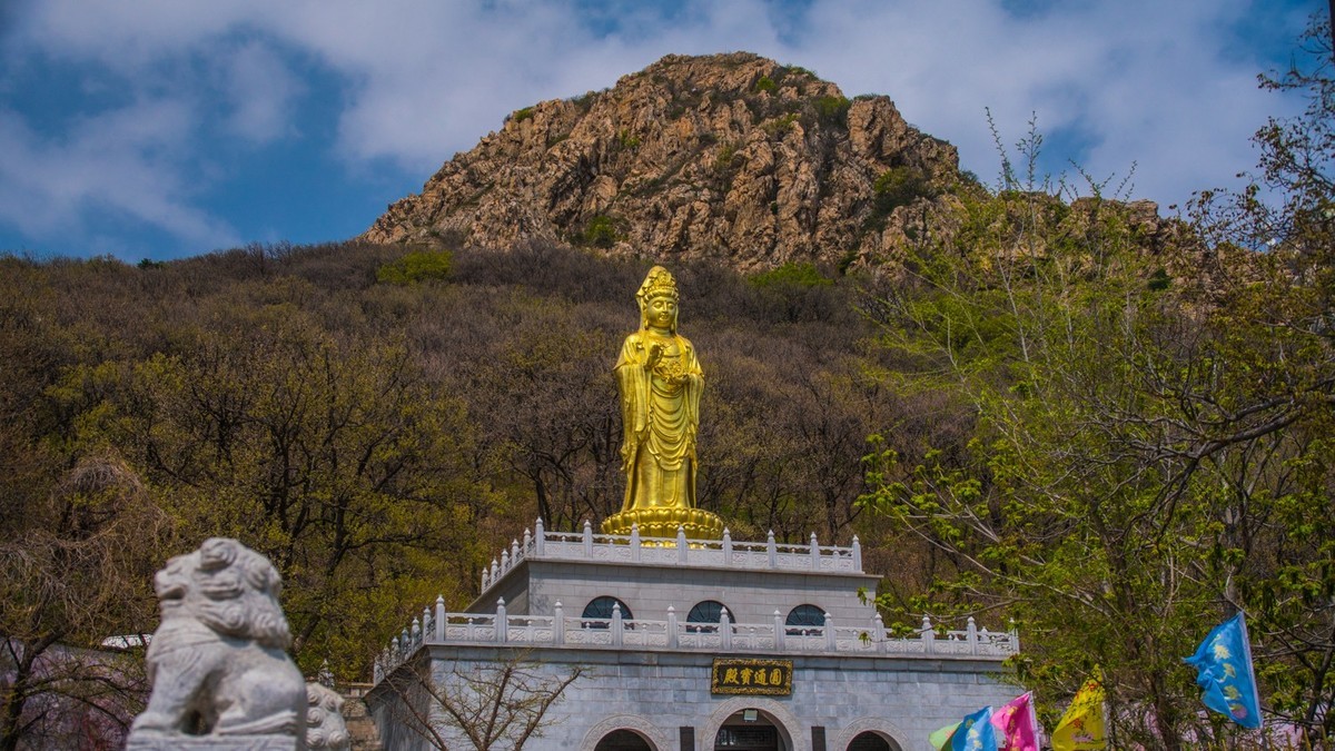大 黑 山 石 鼓 寺