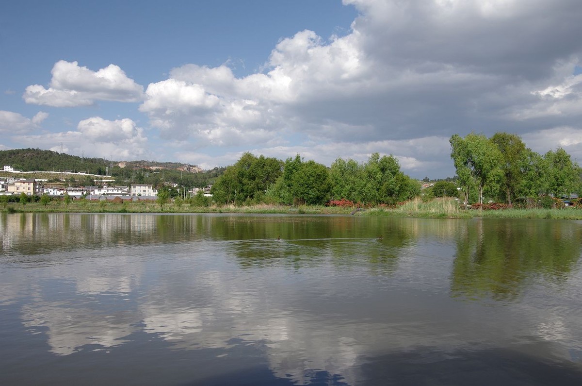 拉市海湿地公园