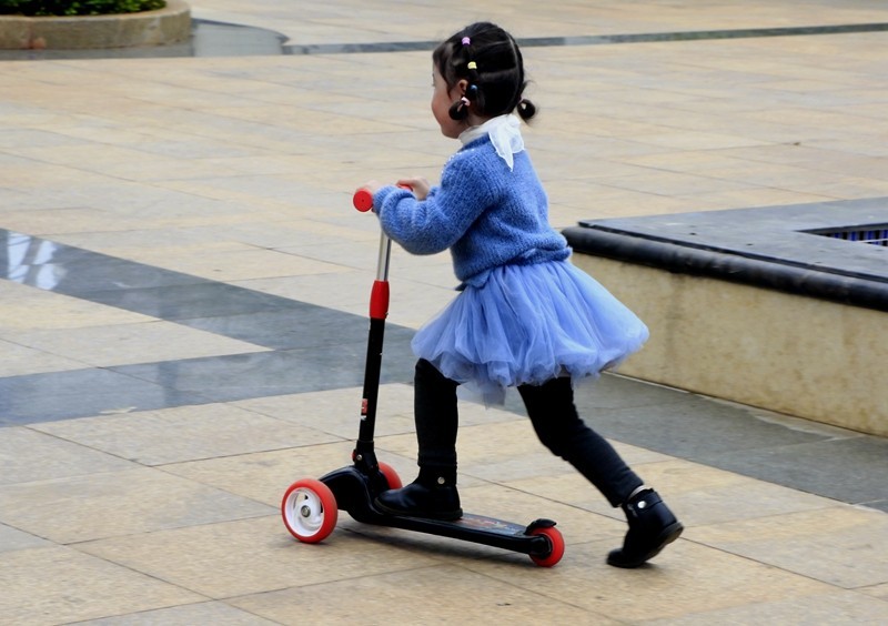 632【不老松：海南游摄纪实】长島兰湾可爱的女童！