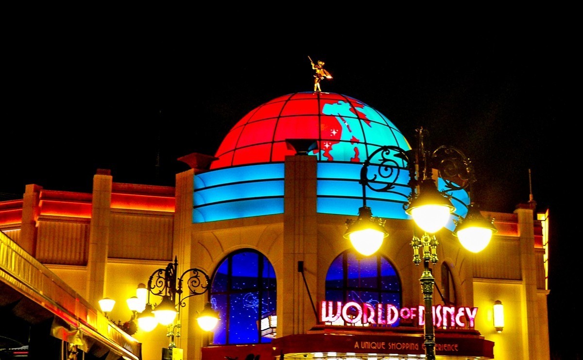 夜色“迪斯尼”（巴黎）