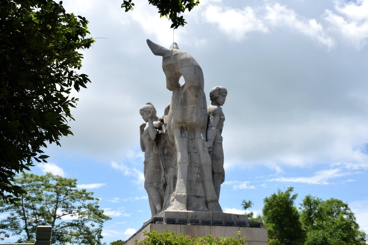 2024夏 海南环岛行（103）鹿女回头处