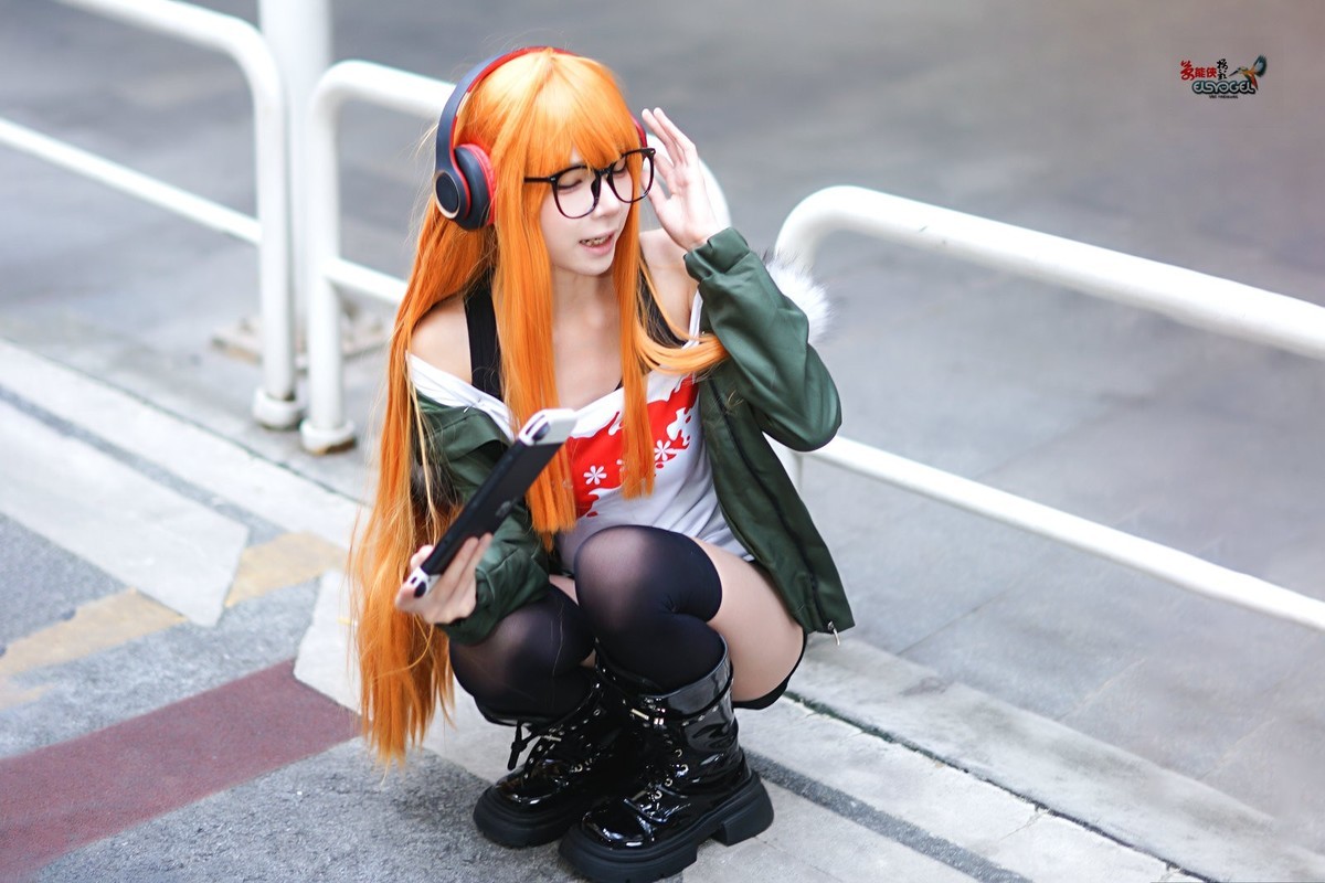 【万达二次元女孩】---焯煌