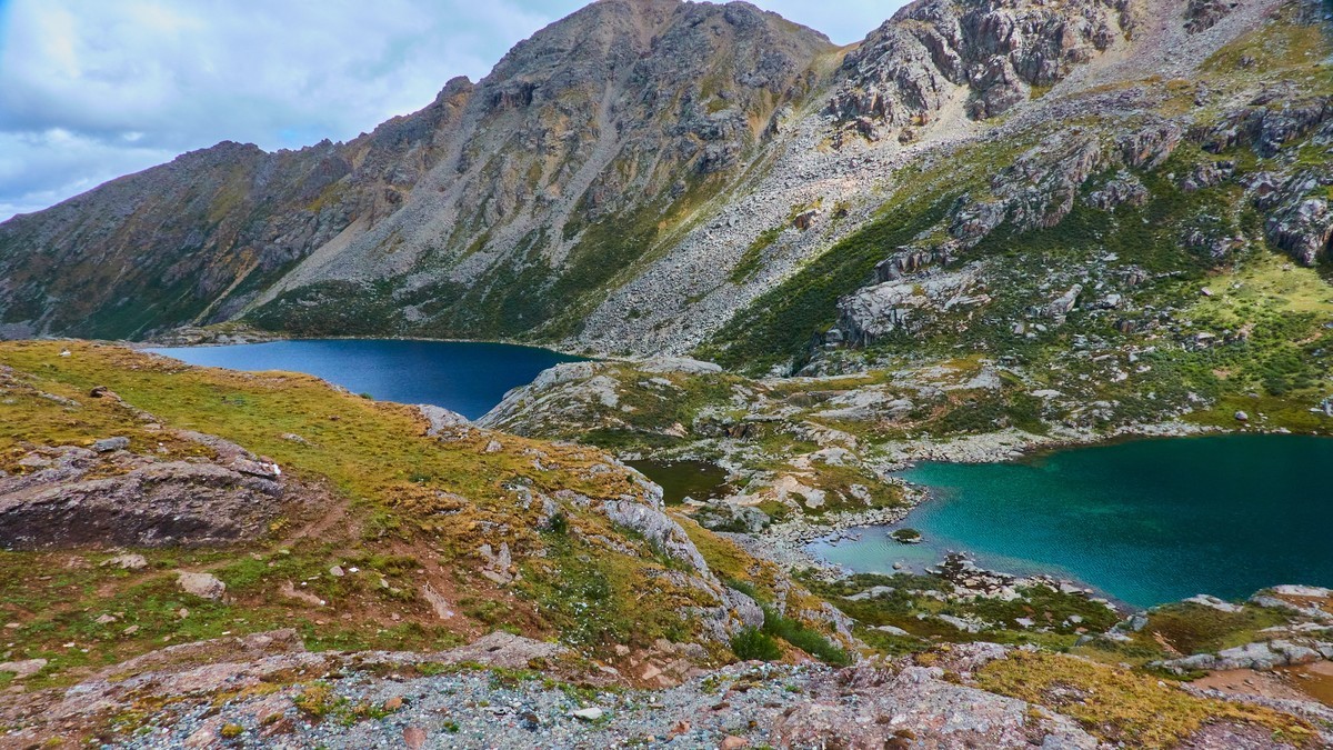 静谧的高原湖泊-错通翠湖，海拔4600米。