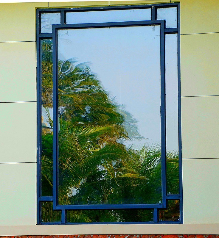 915不老松：海南游摄纪实】临高 县解放公园景!