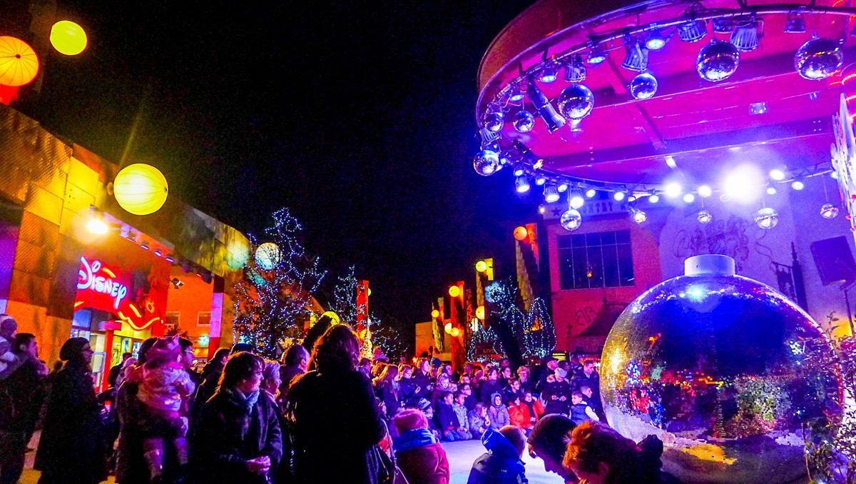 夜色“迪斯尼”（巴黎）