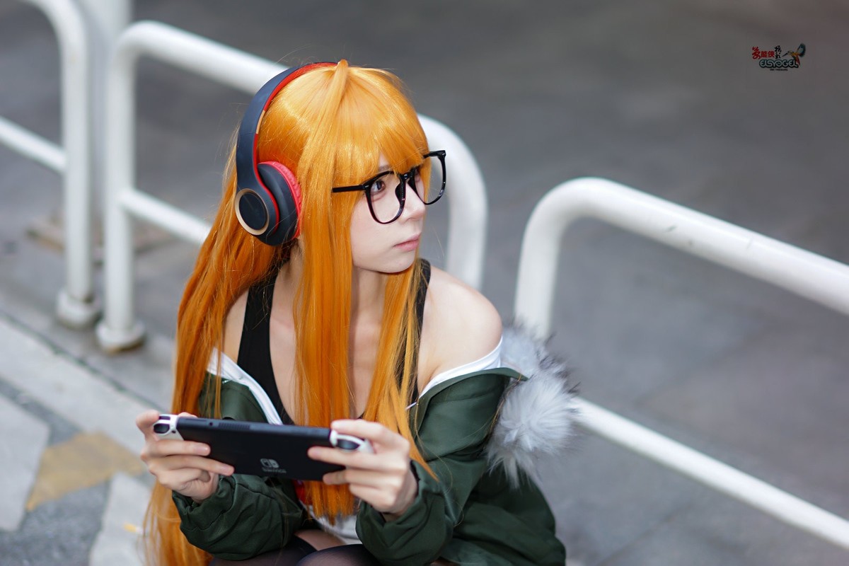 【万达二次元女孩】---焯煌