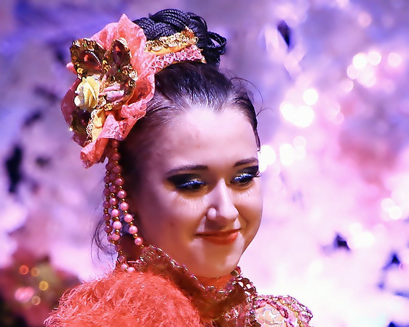 《不老松：纪实摄影》》海拉尔俄罗斯文艺晚会！俄罗斯人头像 (2)