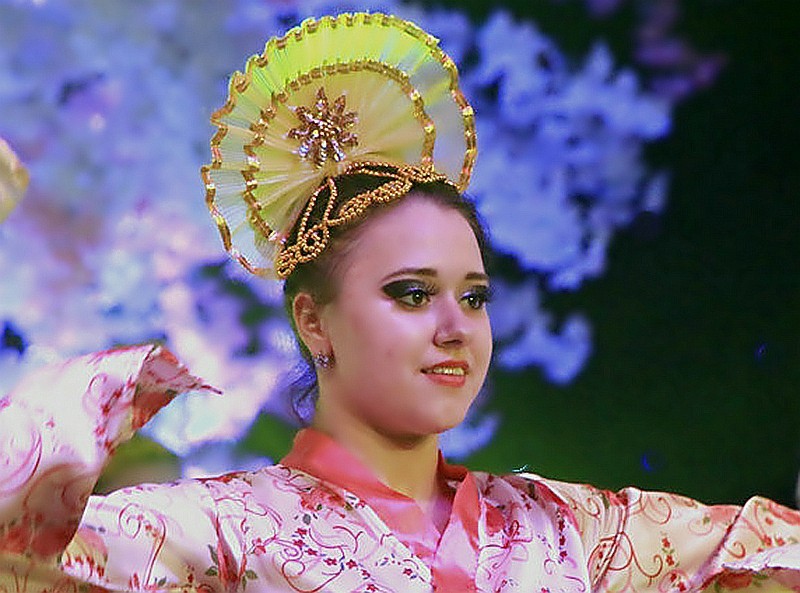 《不老松：纪实摄影》》海拉尔俄罗斯文艺晚会！俄罗斯人头像 (2)