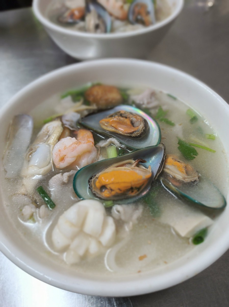 2025春节 广东行（42）峡山美食沙茶海鲜牛肉粿