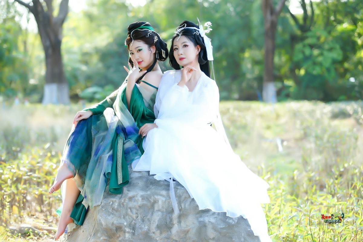 【古装青蛇白蛇传】---小魚、婉灵