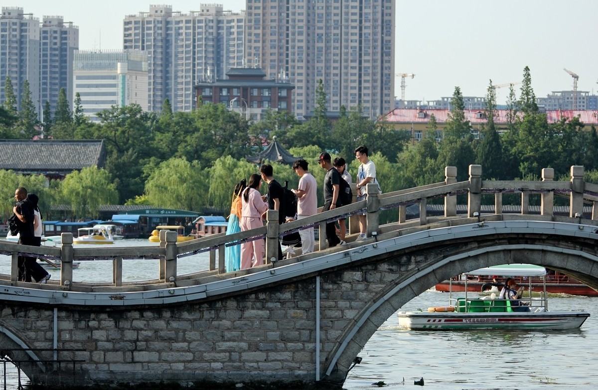 抓拍——游人百态