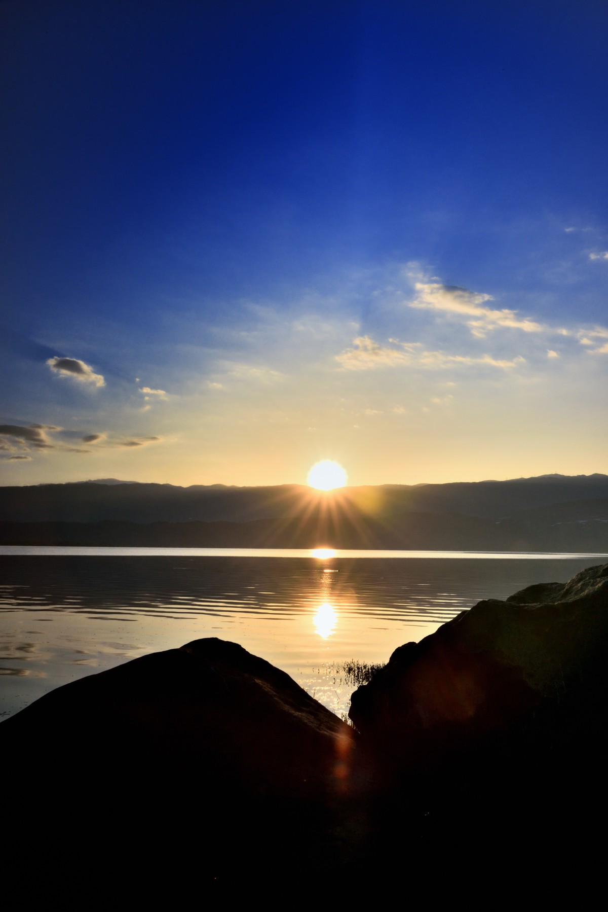 邛海湖畔【11】