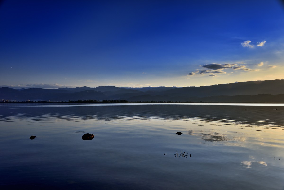 邛海湖畔【11】