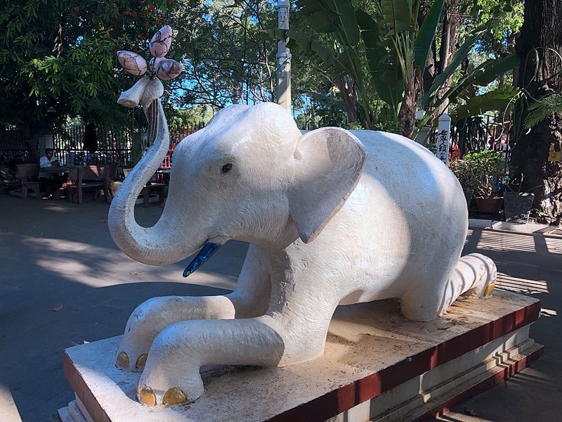 《不老松：异国风情彔：2015中国优导中游张松：柬埔寨》31姐妹庙～暹粒最灵验的庙宇。