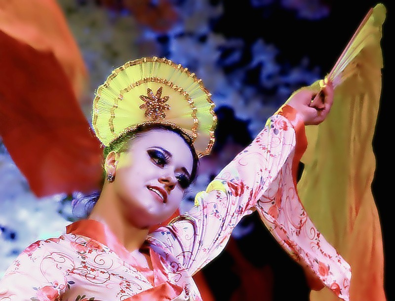 《不老松：纪实摄影》》海拉尔俄罗斯文艺晚会！俄罗斯人头像(1)