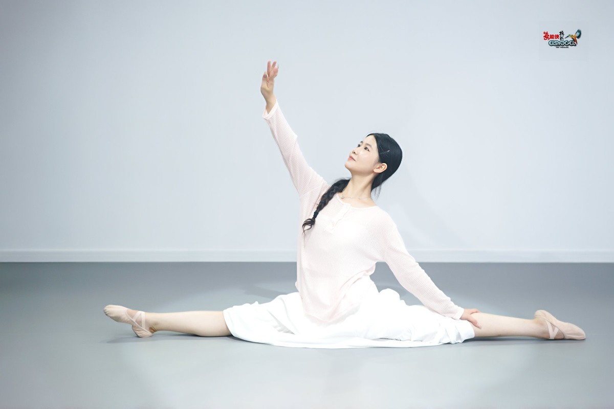 【1108舞蹈女生】---婷婷（续）