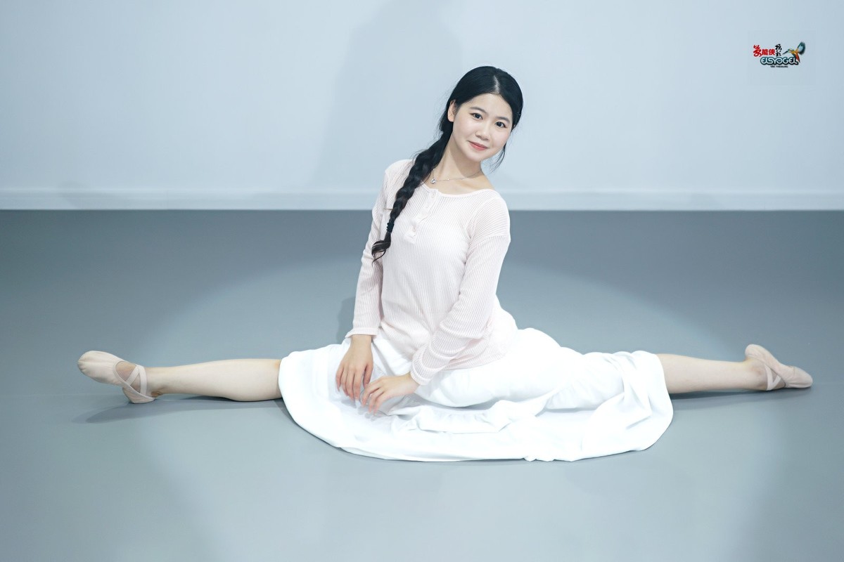 【1108舞蹈女生】---婷婷（续）