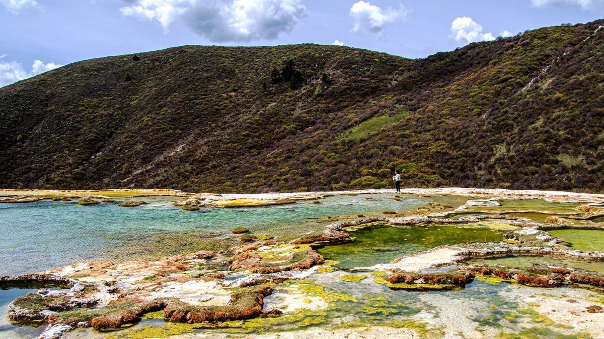 川西高原行摄--贡嘎山乡泉华滩【7】