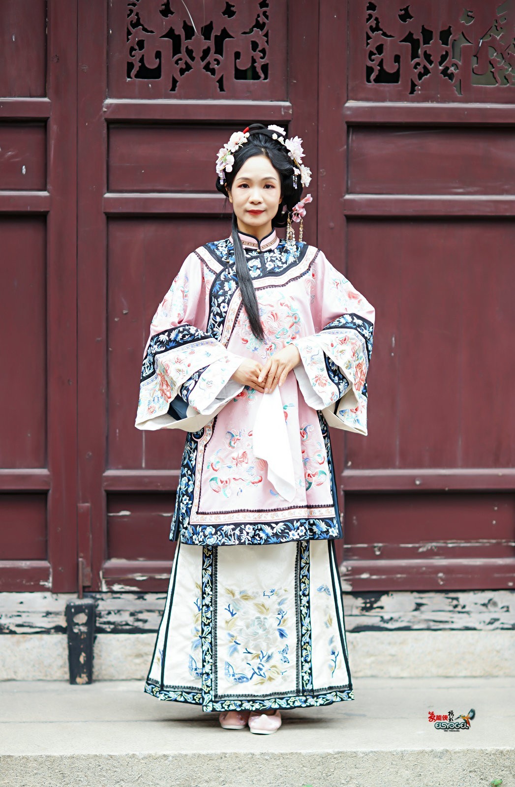 【旧梦清汉女】---小杨