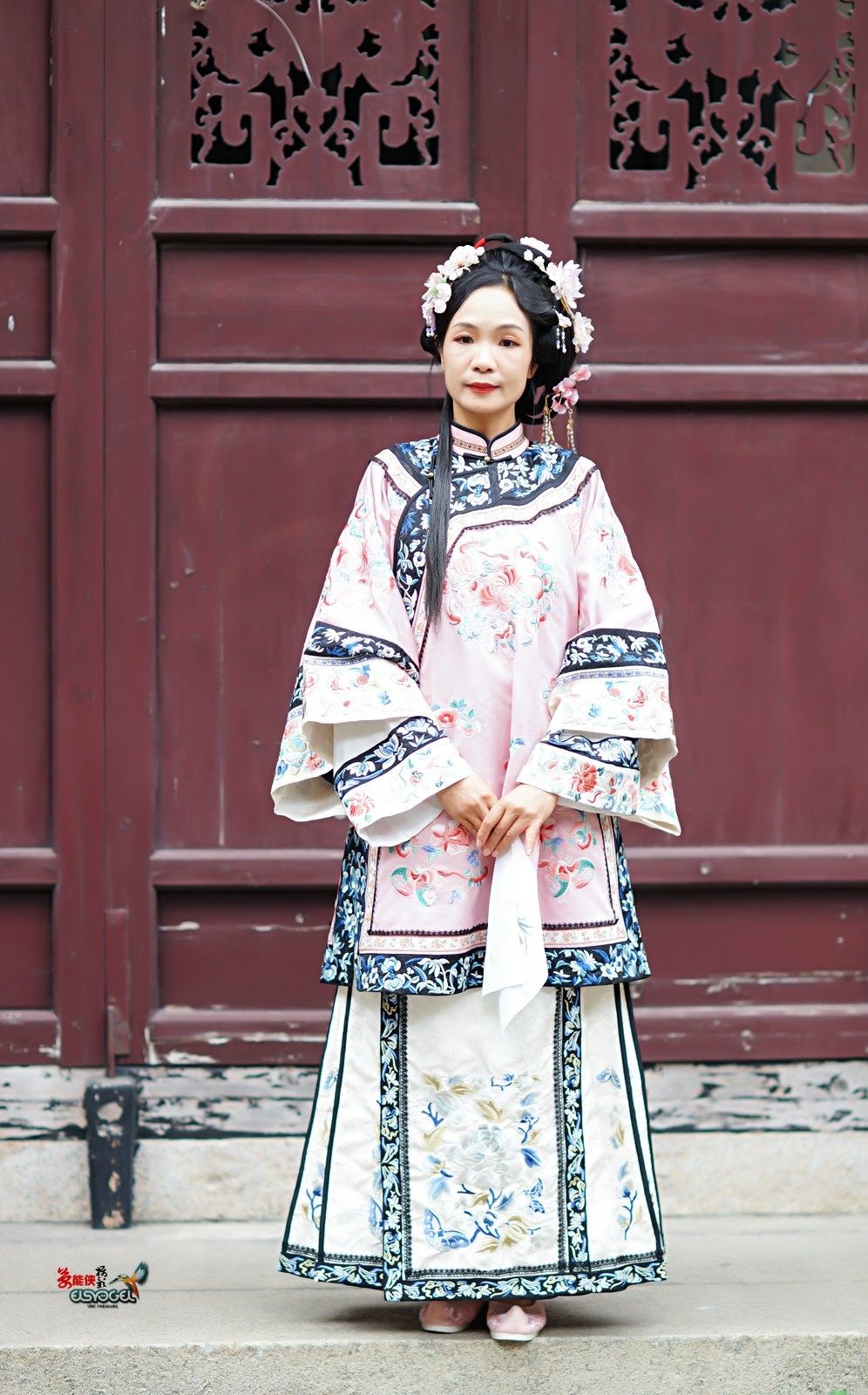 【旧梦清汉女】---小杨