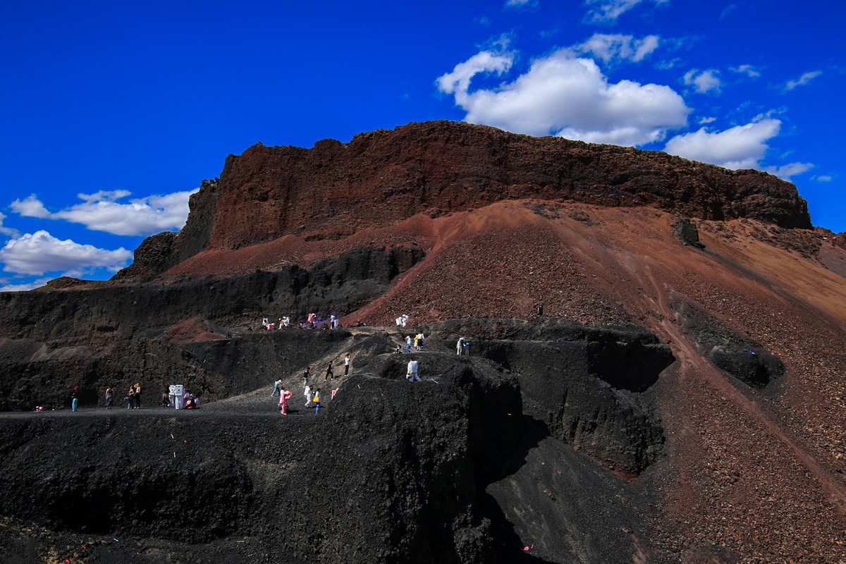 七弟二随拍乌兰哈达火山地质公园