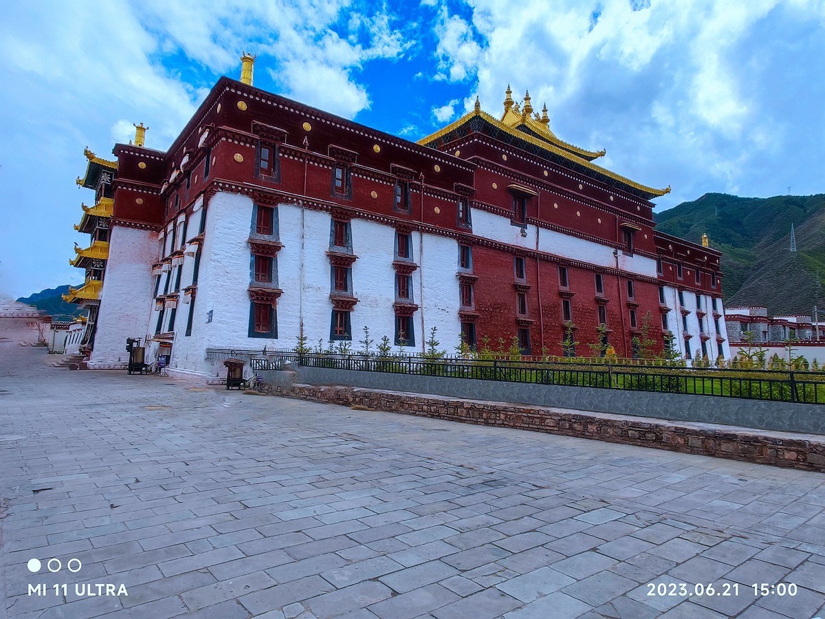 上海～成都～拉萨骑游随拍（82）藏区人文——强巴林寺