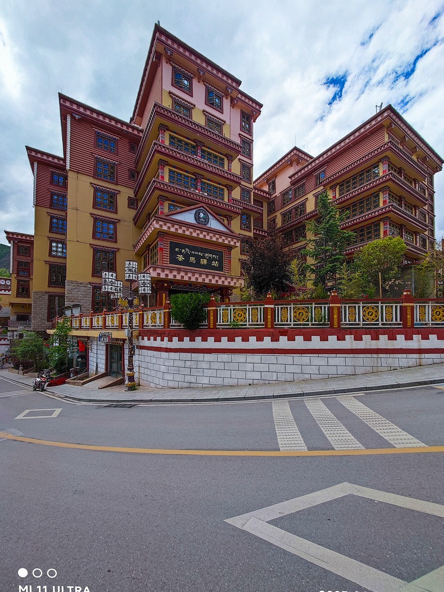 上海～成都～拉萨骑游随拍（82）藏区人文——强巴林寺