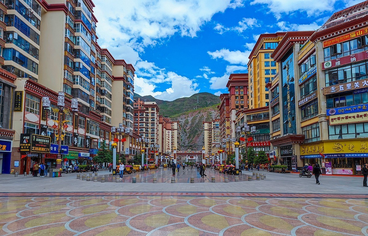 上海～成都～拉萨骑游随拍（82）藏区人文——强巴林寺