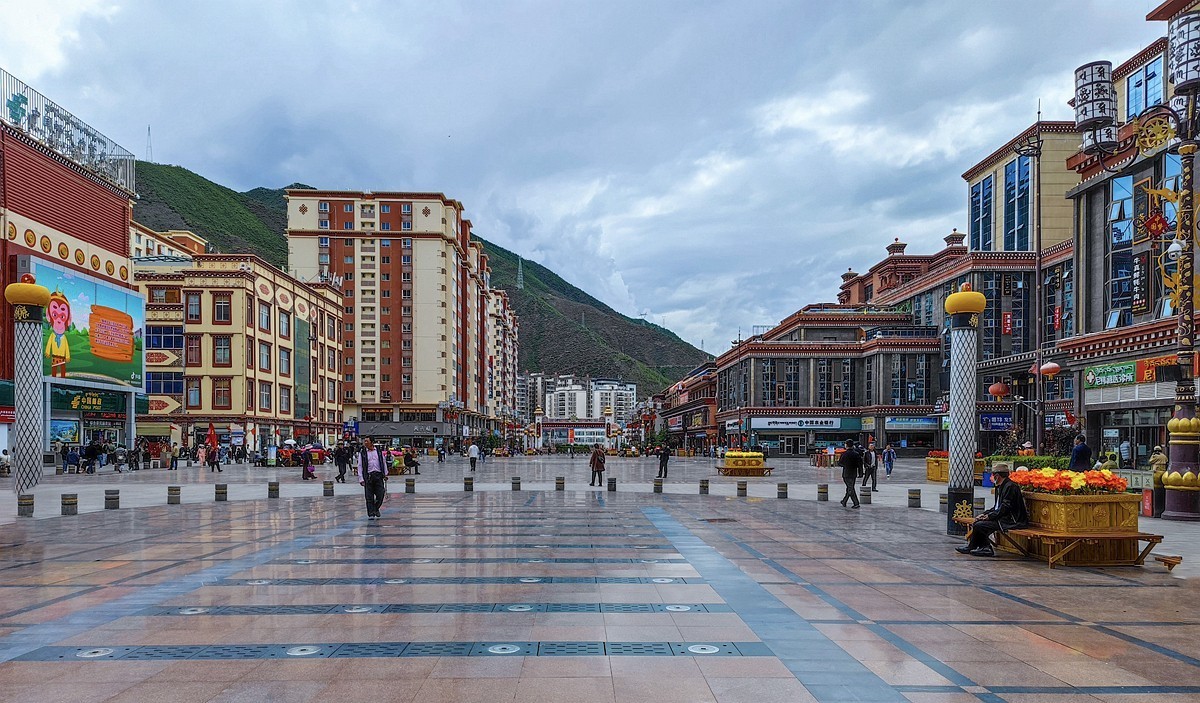 上海～成都～拉萨骑游随拍（82）藏区人文——强巴林寺