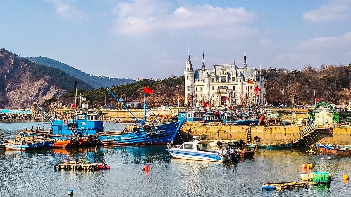 大 连 的 海 ------ 250305 渔 人 码 头 （ 二 ）