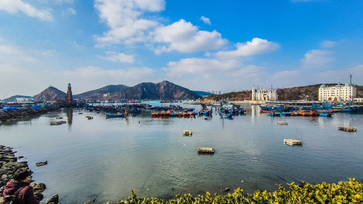 大 连 的 海 ------ 250305 渔 人 码 头 （ 二 ）