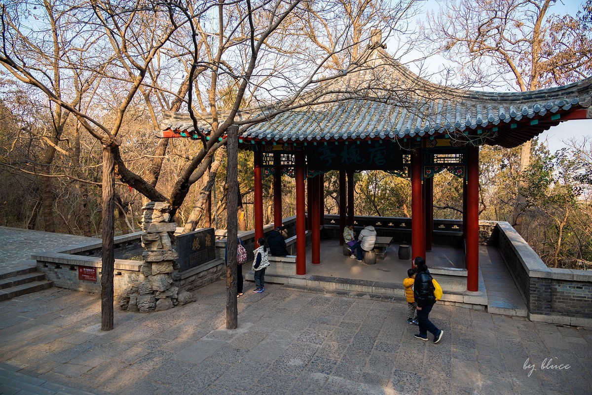 登千佛山（三）