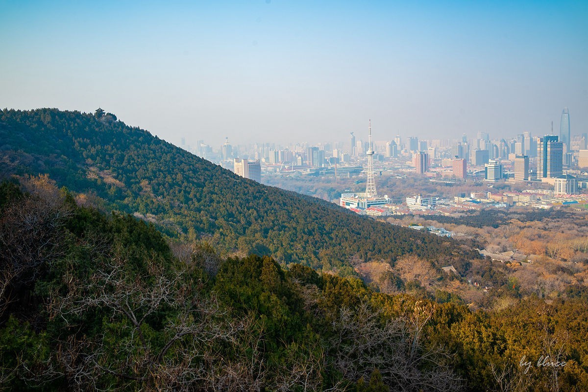 登千佛山（三）