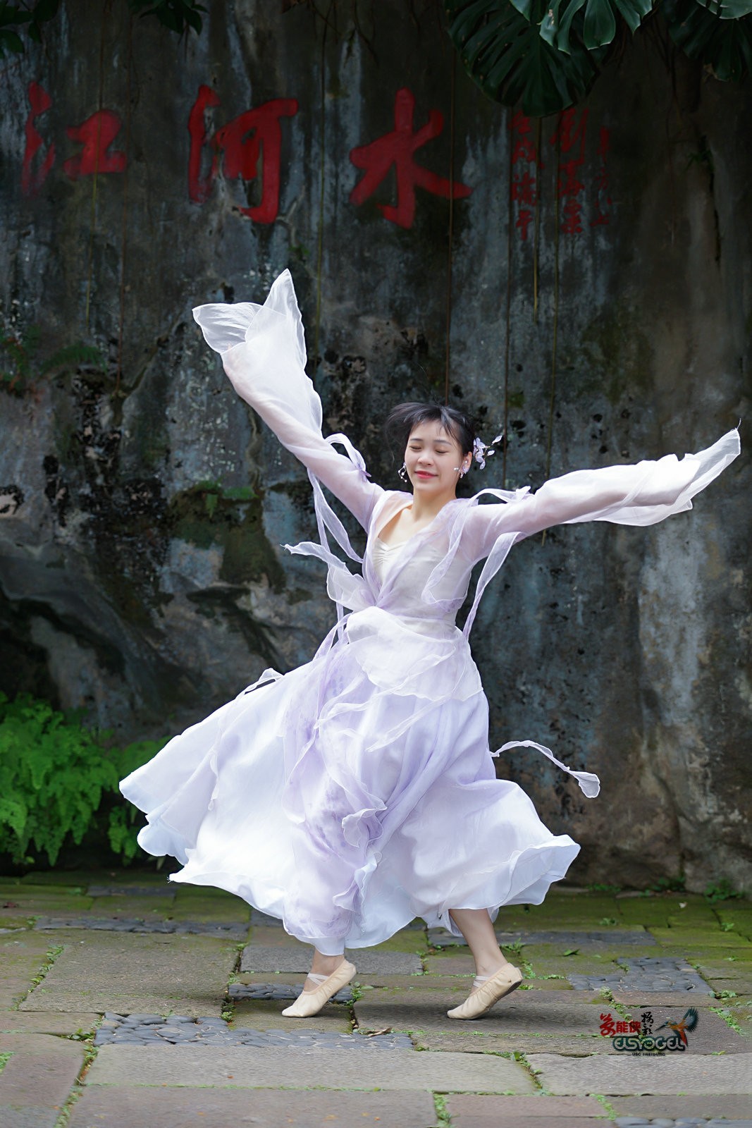 【舞蝶寻花】---隹佳